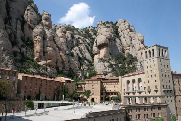 montserrat01.jpg